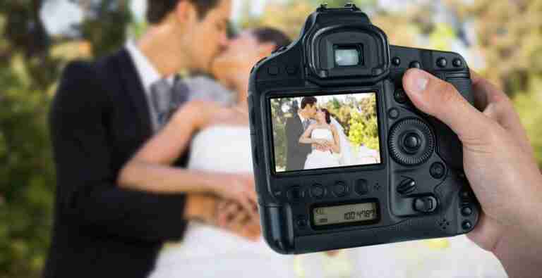 Best Cameras For Wedding Photography
