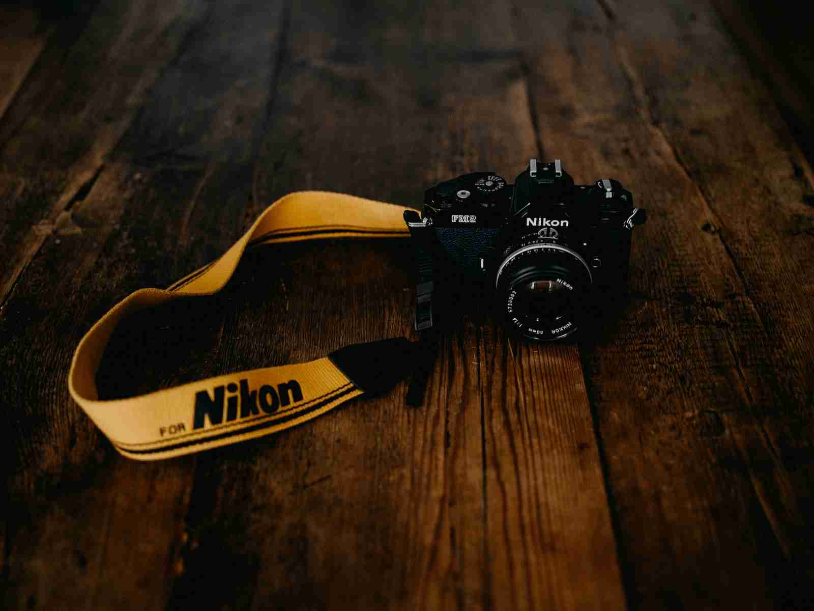 best camera with interchangeable lenses
