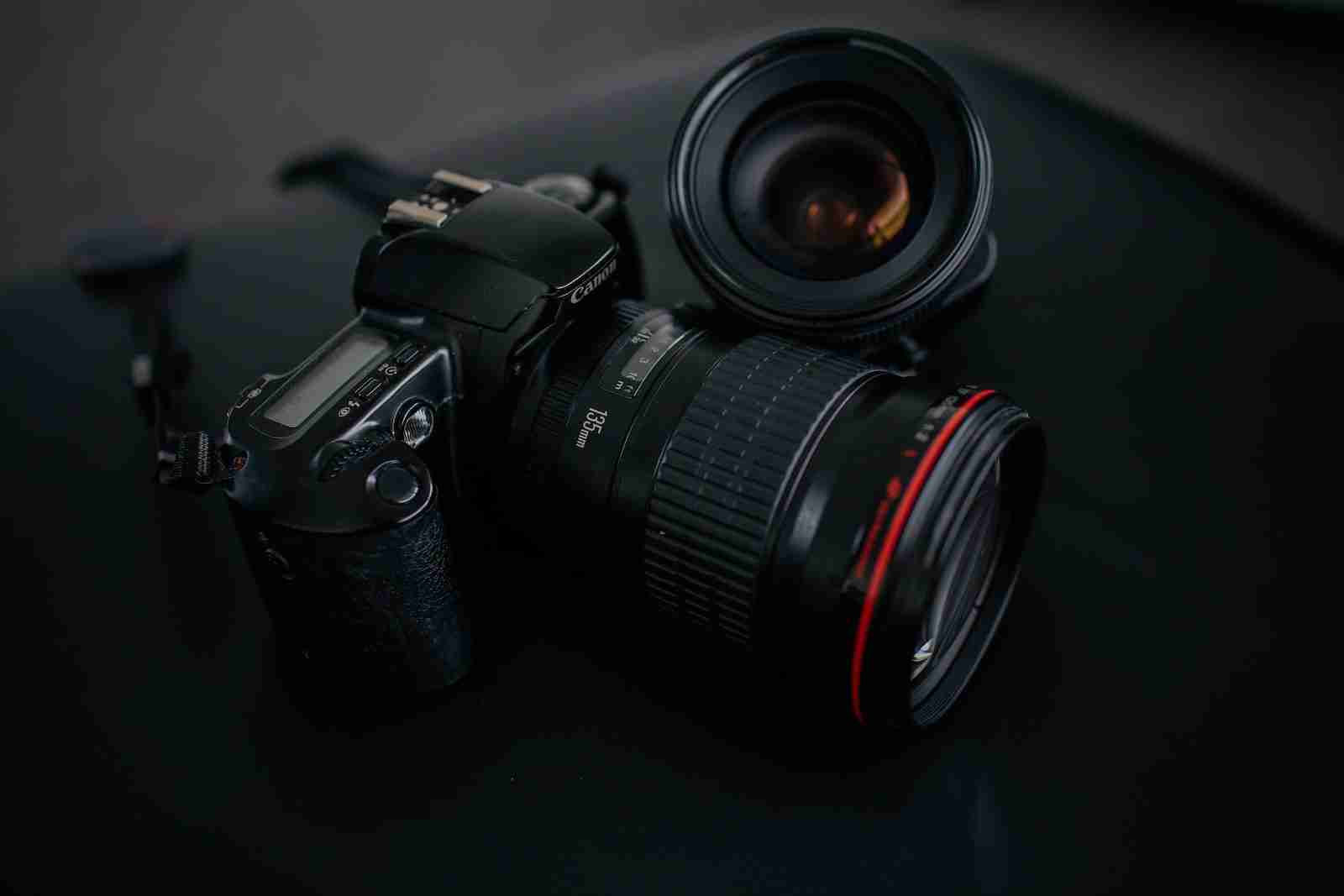 How to Clean Camera Sensor